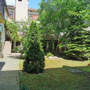 Tattoo Apartman